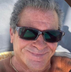 Meet your Posher, Nunzio